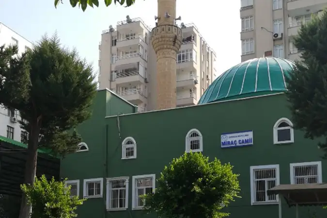 Miraç Cami kapak fotoğrafı