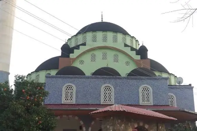 Uluyol Cami kapak fotoğrafı