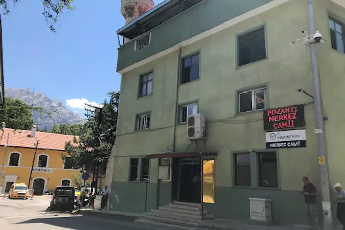 Merkez Cami kapak fotoğrafı