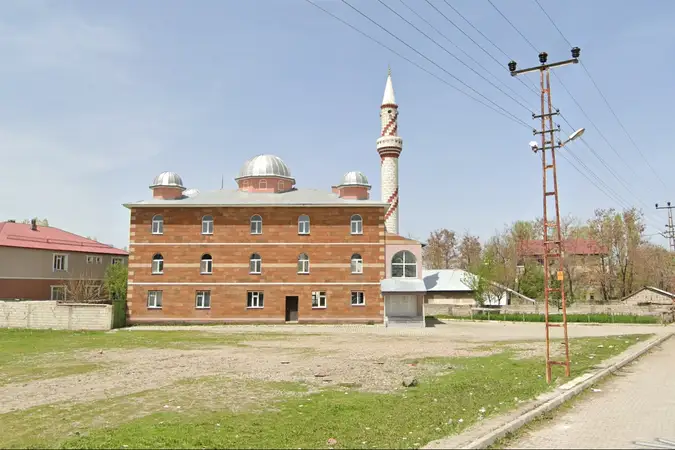 Ahmed-i Hani Cami kapak fotoğrafı