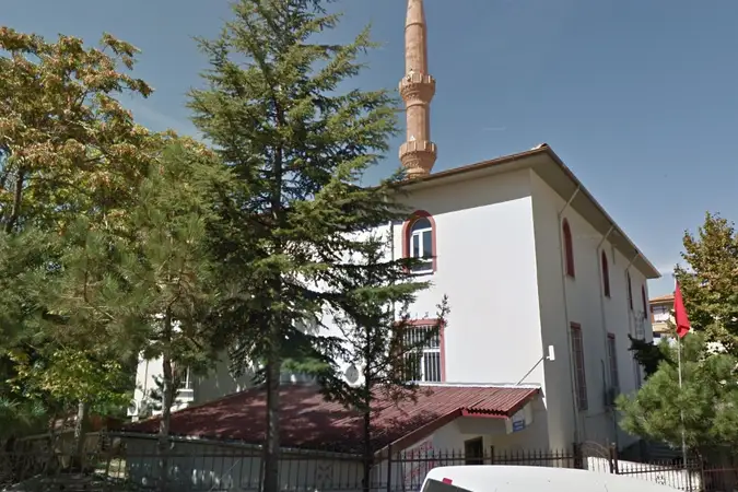 Ülkü Ulusoy Öveçler Ulu Cami kapak fotoğrafı