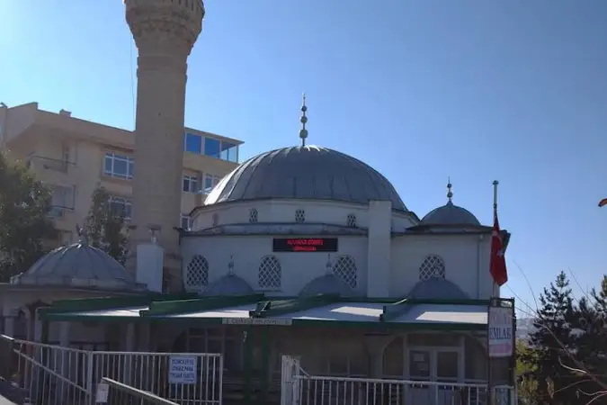 Yıldız Tepebaşı Merkez Cami kapak fotoğrafı