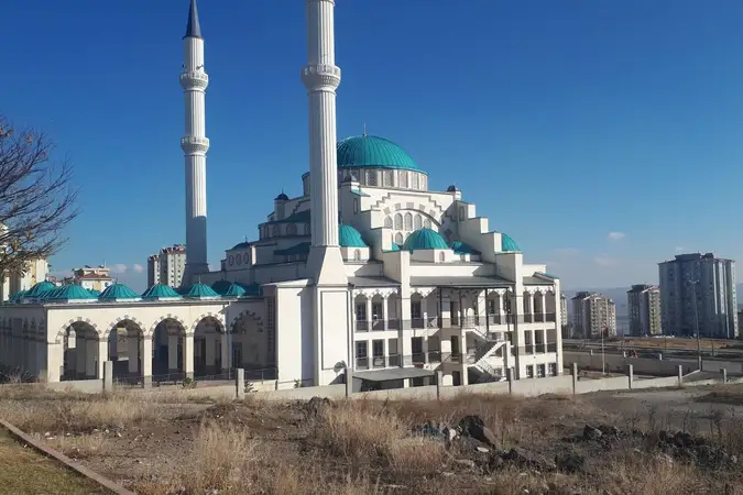 Atayurt Merkez Cami kapak fotoğrafı