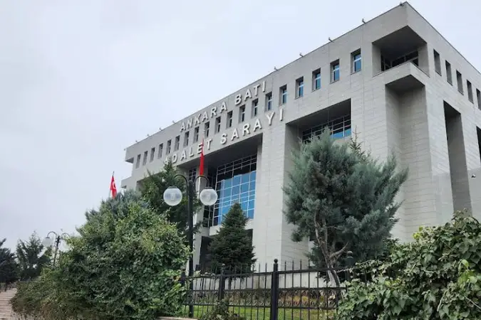 Batı Adliyesi Mescidi kapak fotoğrafı