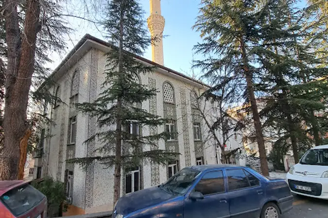 Esentepe Cami kapak fotoğrafı