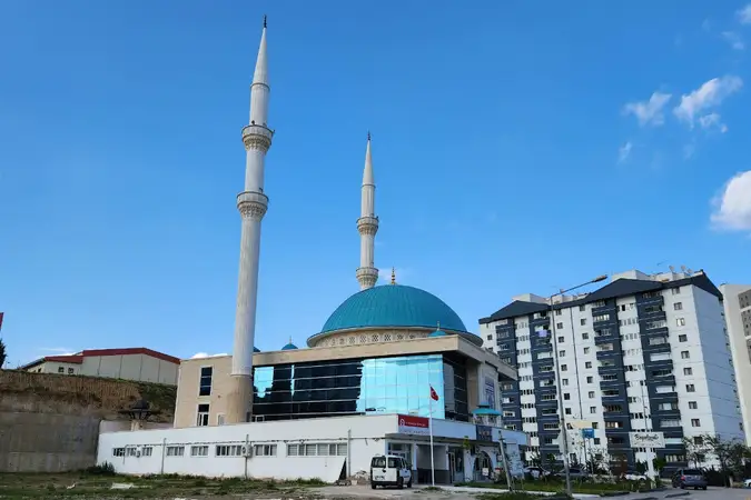 Hz. Hatice Cami kapak fotoğrafı