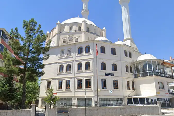 Seher Yeniçeri Cami kapak fotoğrafı
