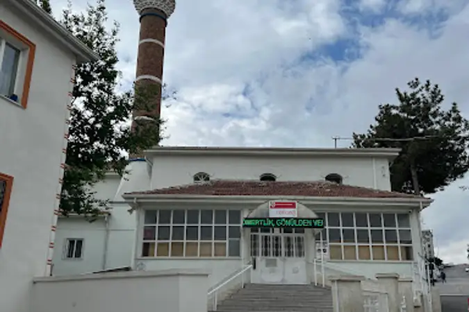 Yeni Cami kapak fotoğrafı