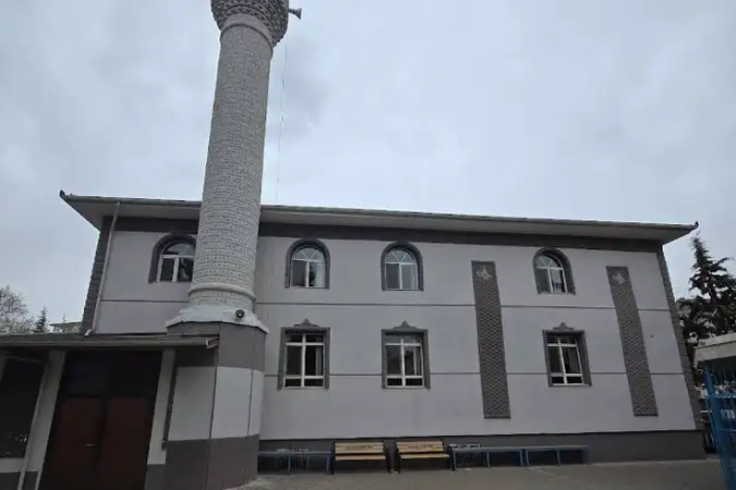 İstasyon Mahallesi Mevlana Cami kapak fotoğrafı