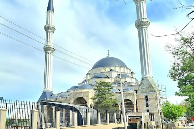 Yenikent Merkez Cami kapak fotoğrafı