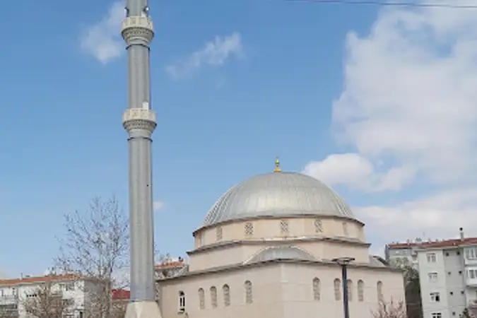 Yunus Emre Cami kapak fotoğrafı