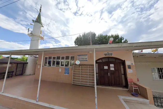 Aydın Kuşadası Nazilli Sitesi Cami kapak görseli