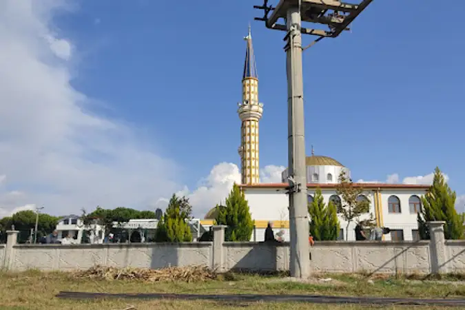 Altınova İskele Cami kapak fotoğrafı