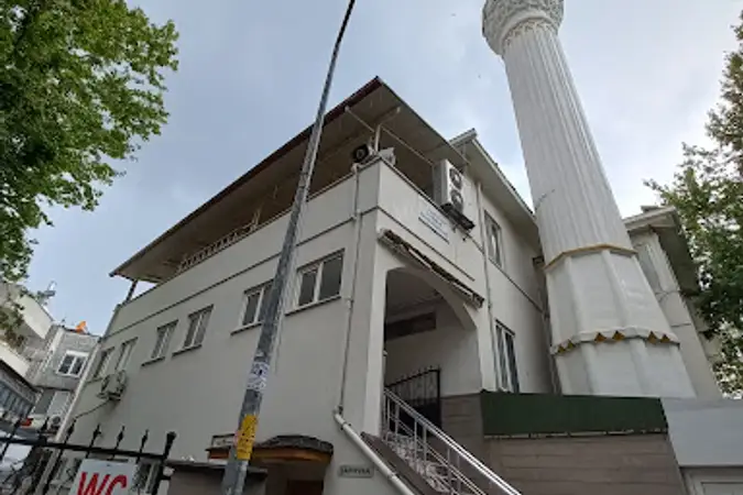 Balıkesir Edremit Altınoluk İskele Cami kapak görseli