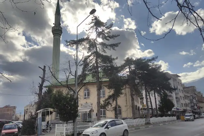 Merkez Cami kapak fotoğrafı