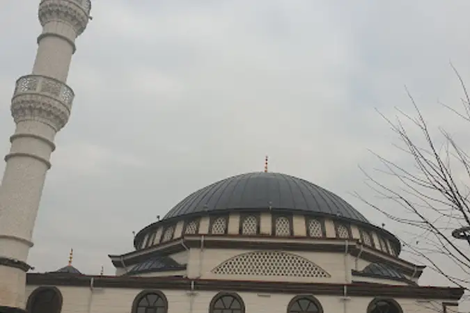 Bursa İnegöl Emirsultan Cami kapak görseli