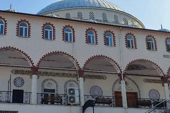 Barış Mahallesi Selimiye Cami kapak fotoğrafı