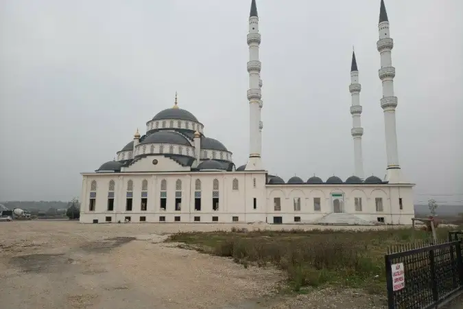 Dini Eğitim Külliyesi Hacı Nazmi Yunus Cami kapak fotoğrafı