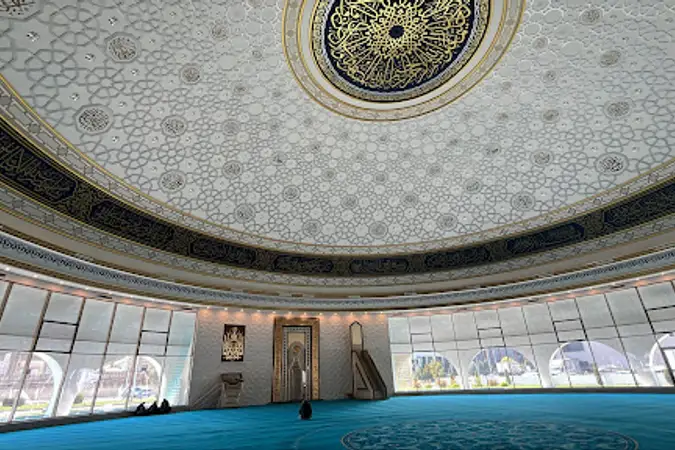 Elif Cami kapak fotoğrafı