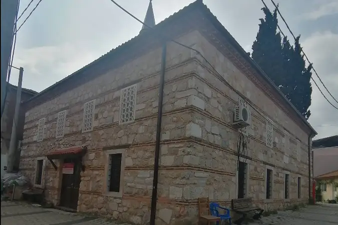 Gölyazı Eski Cami kapak fotoğrafı