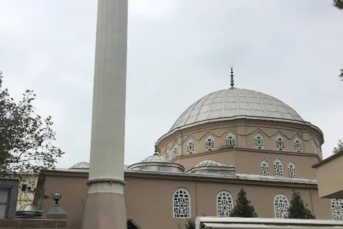 Karapınar Cami kapak fotoğrafı