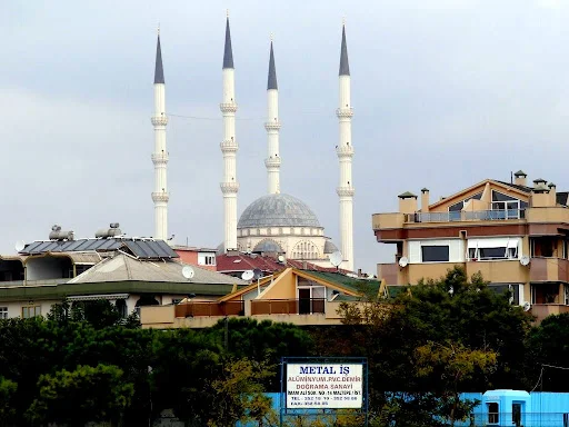 Cumhuriyet Cami kapak fotoğrafı