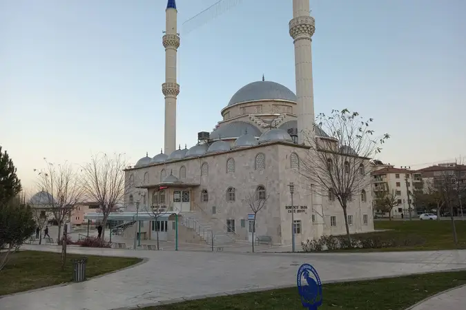 Bereketli Somuncu Baba Cami kapak fotoğrafı