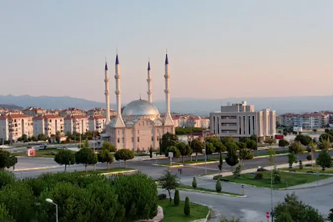 Hilal Cami kapak fotoğrafı