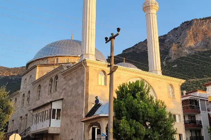 Abdulhamid Han Cami kapak fotoğrafı