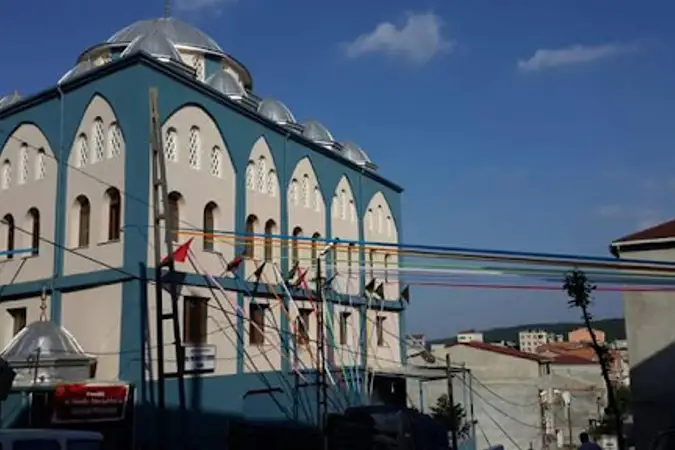 Fatimatuz Zehra Cami kapak fotoğrafı