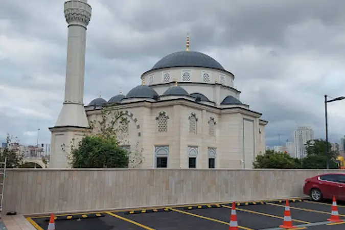 Hz. Osman Cami kapak fotoğrafı