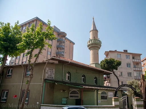 İçerenköy Merkez Cami kapak fotoğrafı