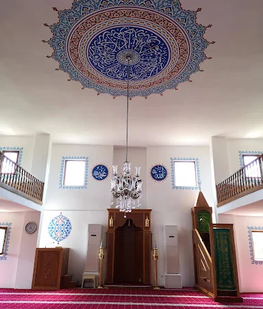 Kanuni Sultan Süleyman Cami kapak fotoğrafı