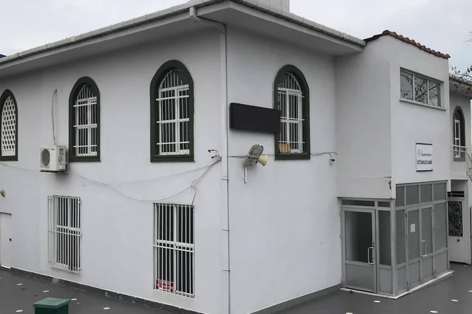 Öztürkler Cami kapak fotoğrafı