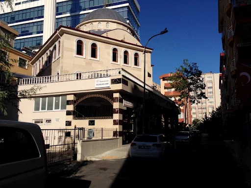 Selçuklar Cami kapak fotoğrafı