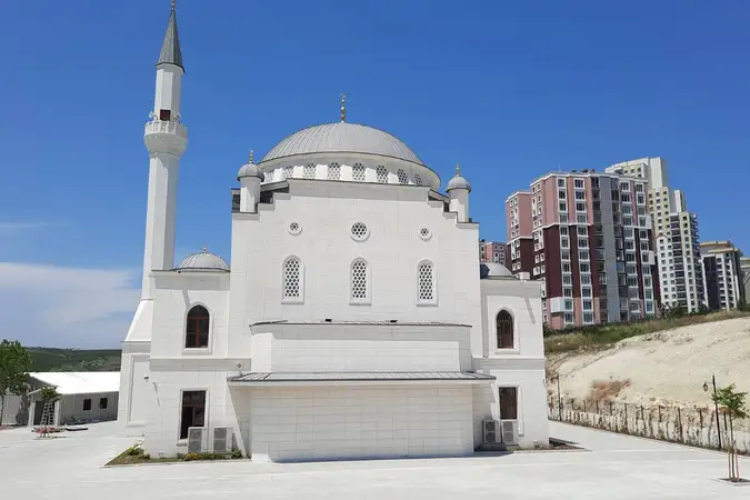 Hz. Ebubekir Cami kapak fotoğrafı