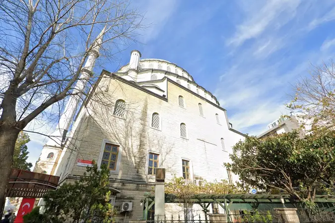 Bağcılar Merkez Cami kapak fotoğrafı