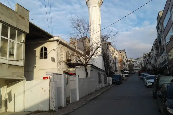 Güneşli Hatioğlu Cami kapak fotoğrafı