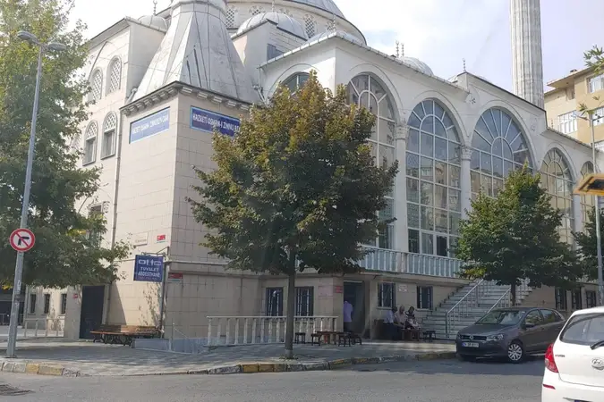 Hz.osman-i Zinnureyn Cami kapak fotoğrafı