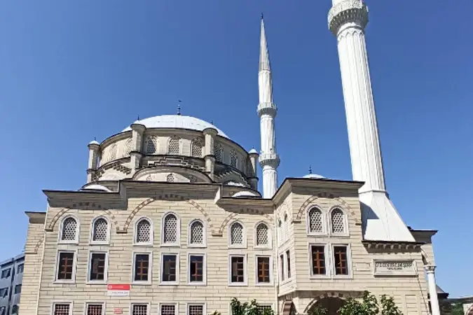 Oto Center Cami kapak fotoğrafı