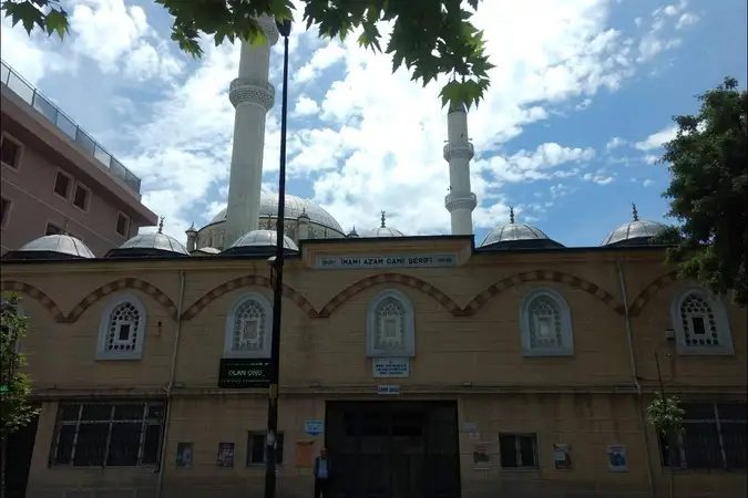 Esentepe İmami Azam Cami kapak fotoğrafı