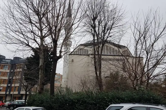 İncirli Fatih Cami kapak fotoğrafı
