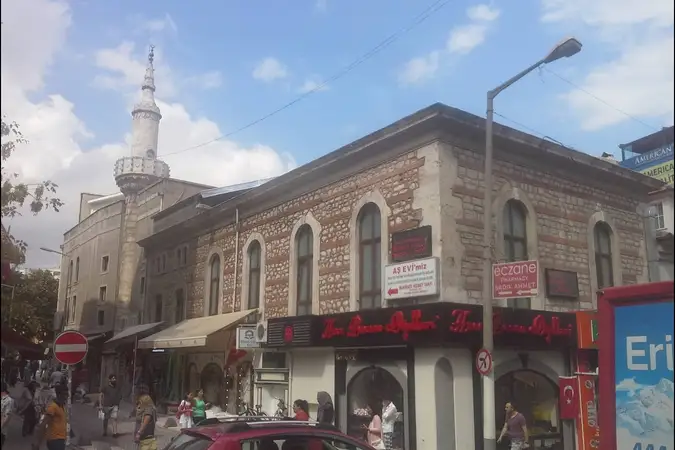 Karaderviş Ağa Çarşı Cami kapak fotoğrafı