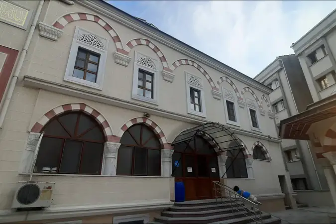 Kartaltepe Çamlık Cami kapak fotoğrafı