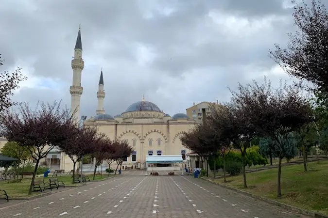 Hz. Hüseyin Cami kapak fotoğrafı