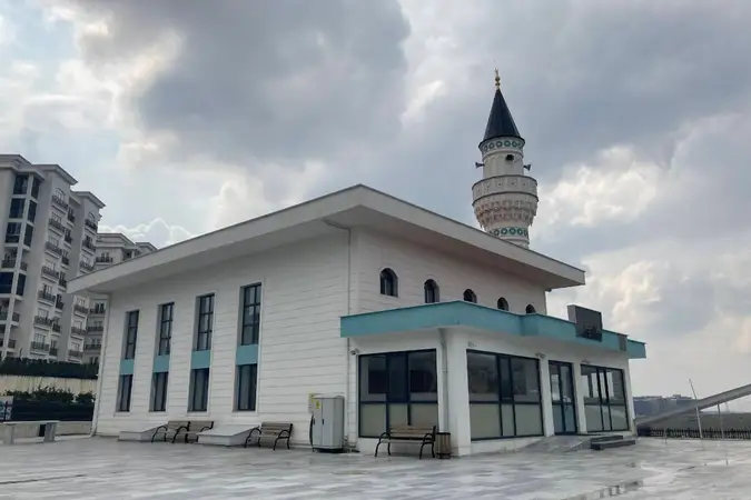Ramazan ve Özkan Demirel Cami kapak fotoğrafı