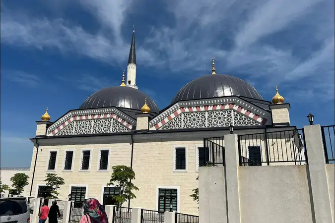 Şüheda Cami kapak fotoğrafı
