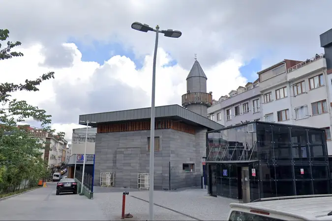 Yenidoğan Cami kapak fotoğrafı