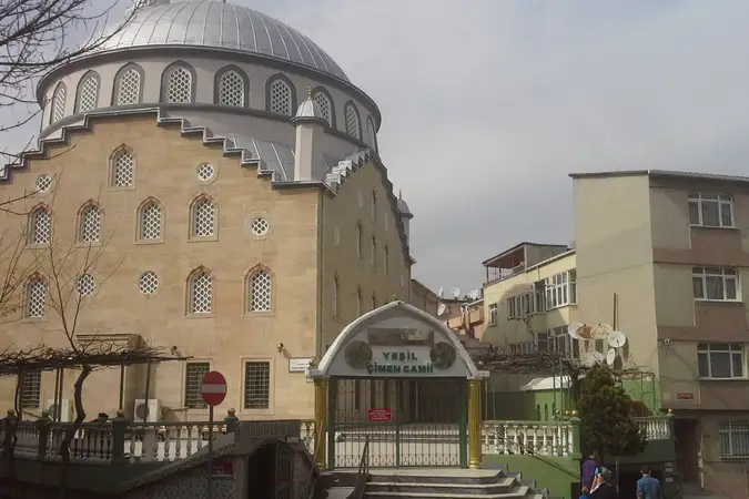 Yeşil Çimen Cami kapak fotoğrafı