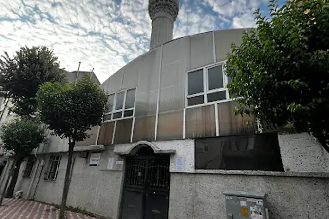 Yusufbey Cami kapak fotoğrafı